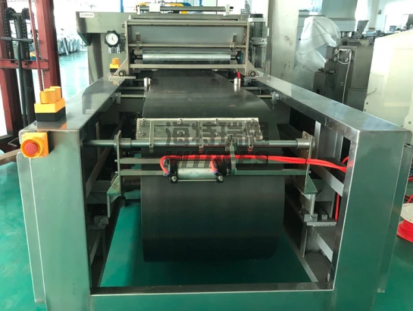 Customized  Swiss Roll Cake Making Machine/ Swiss Roll Cake Machines Manufacturing Production Line