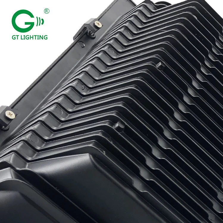 High quality smart stadium outdoor smd waterproof ip67 25w 40w 60w 100w 200w solar led flood light