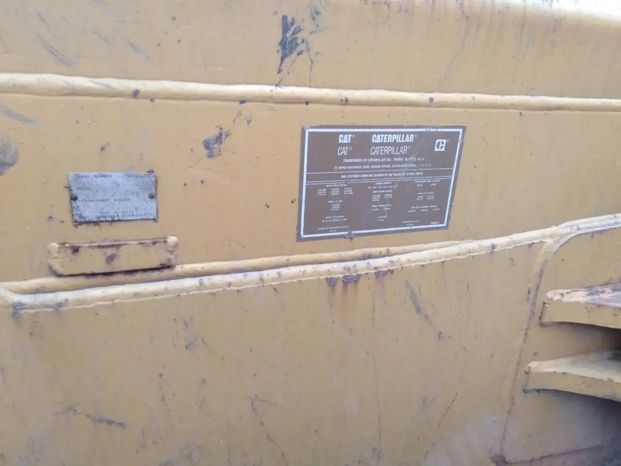 bulldozer/japan buldozer/used d5m  bulldozer Used   D5M Bulldozer D5M Japan   Bull Dozer