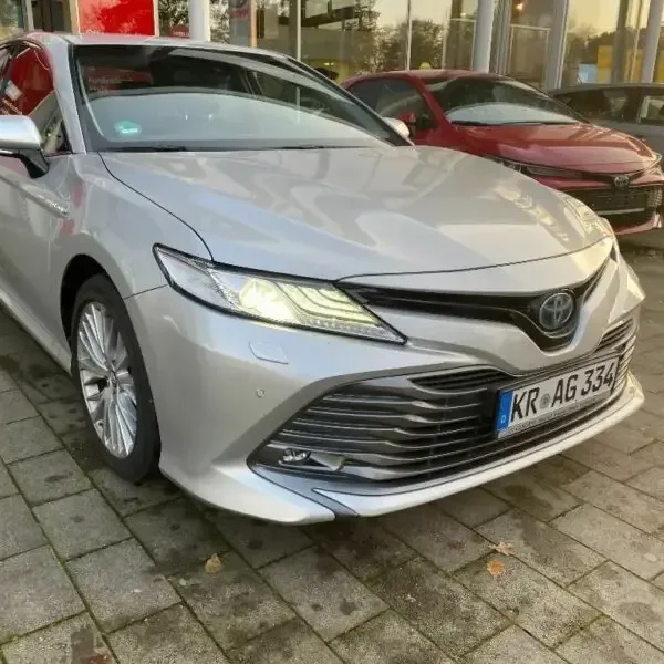 USED TOYOTA CAMRY 2019 2018 2020