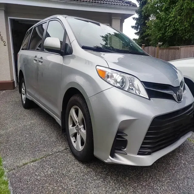 Toyota Sienna подержанные и новые автомобили