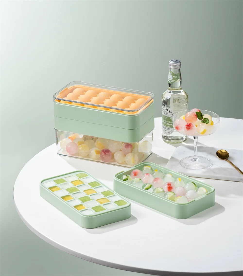 Pinmoo Amazon Hot Selling Food Grade Silicone Round Ice Cube Ball Tray with Lid and Bin Ice Cube Tray with Ice Container