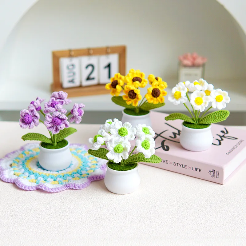 Wholesales Handmade Knitted Wool Artificial Sunflower Lily Christmas Tree Small Crochet Flower pot For Girl Gift