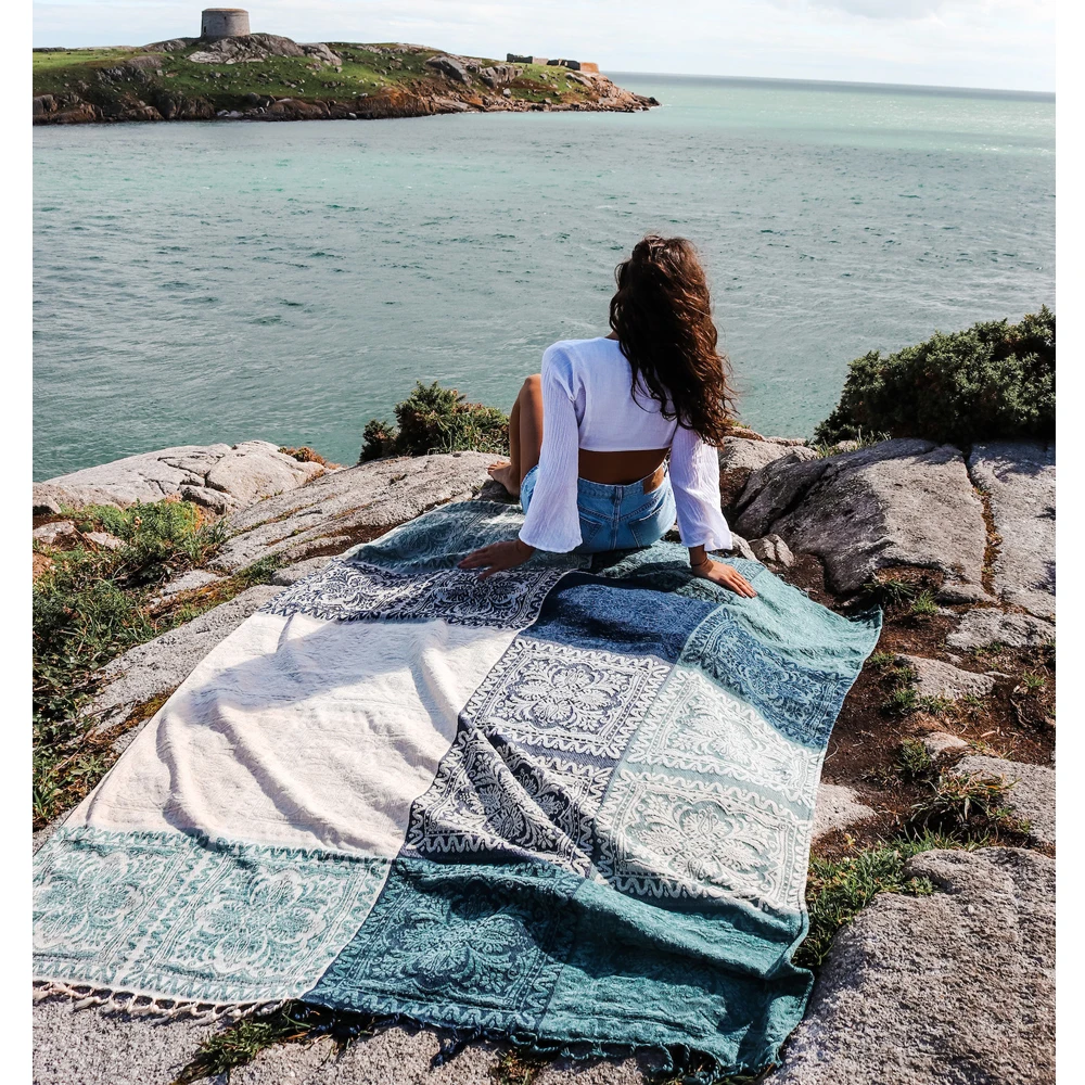 2023 Factory Custom Chenille Throw Blanket Southwestern Aztec Decor Bohemian Navajo Native America Blanket For Home Sofa Wall