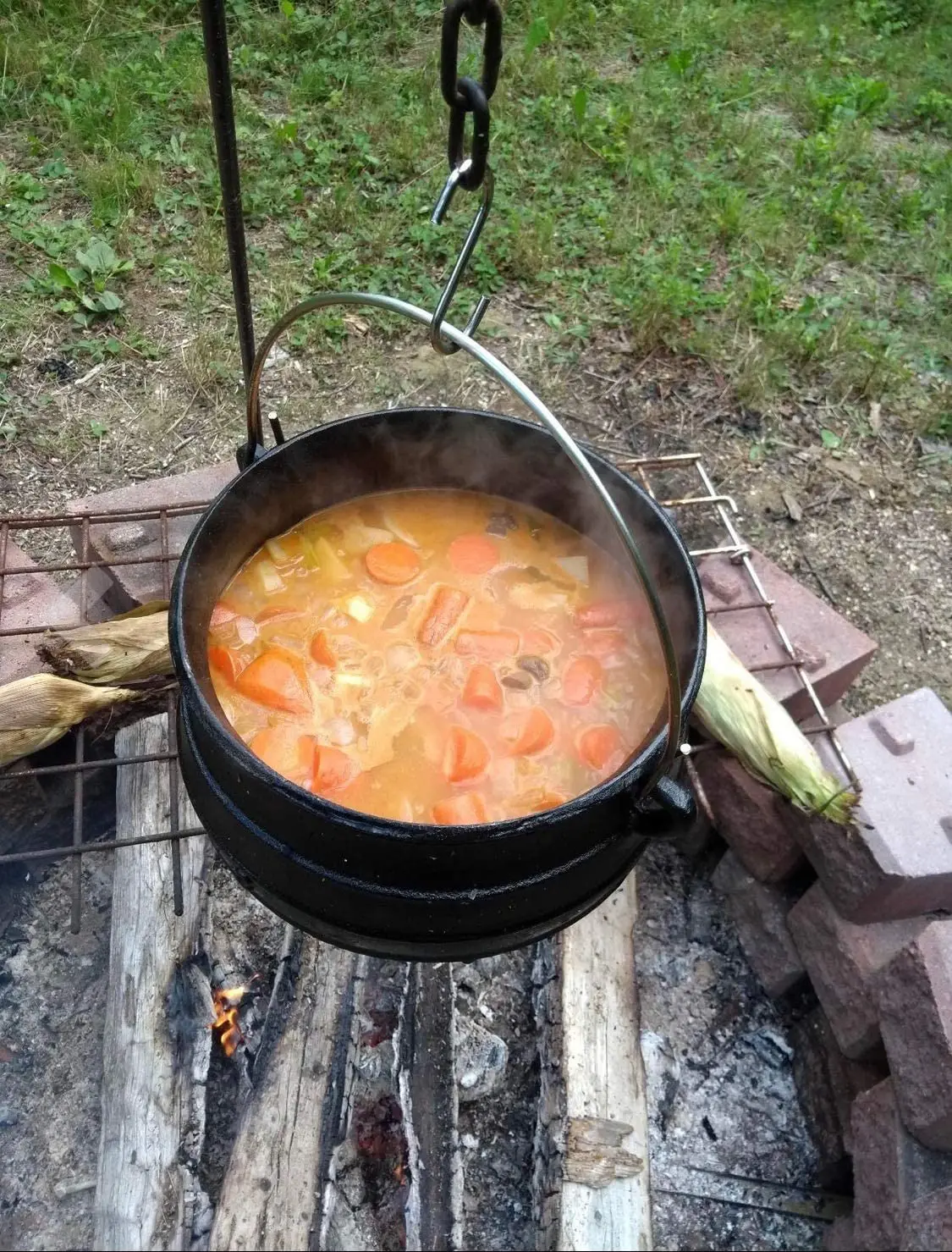 South Africa 3 Legs Cast Iron Pot Cast iron Potjie Pot Three Legged  Outdoor camping Cookware soup Pot