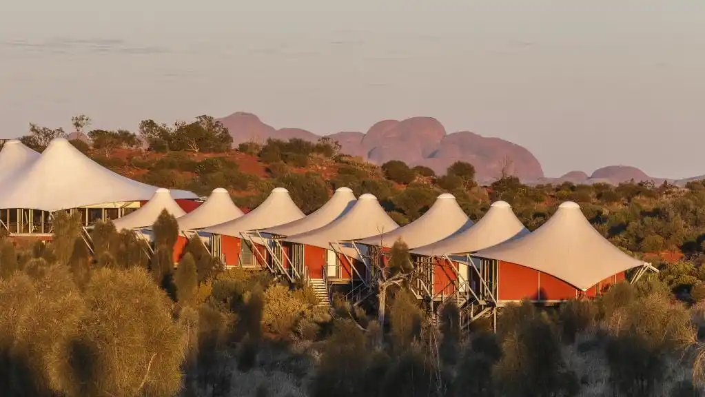 Factory Price  Customized Size  Luxury  Glamping Hotel Resort Tent  For Camping