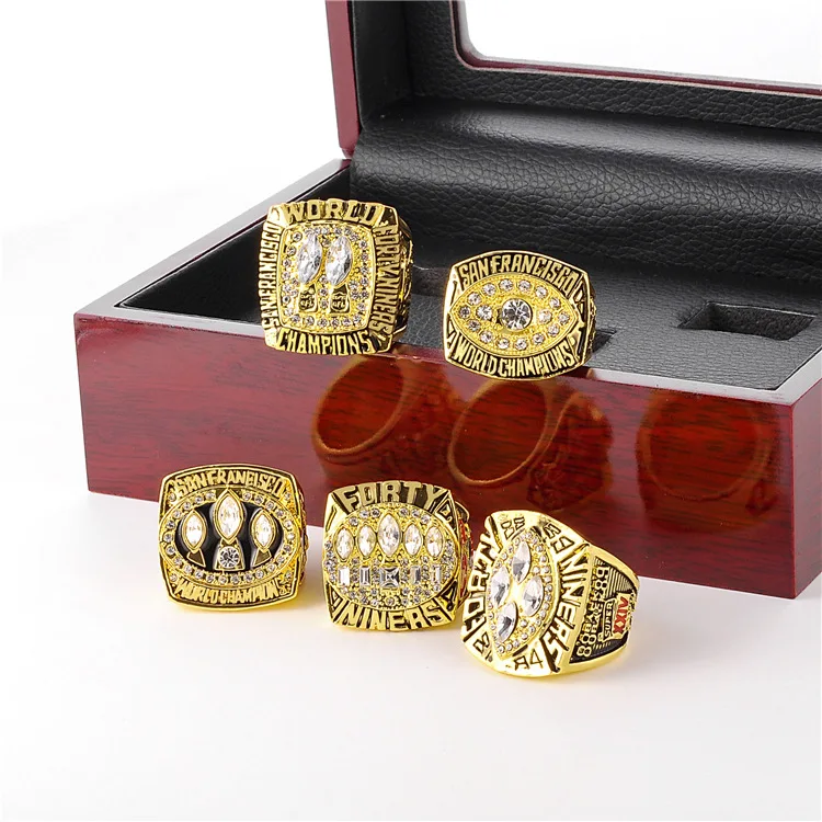 Wholesale Rhinestone Diamond Championship Sports Rings Champions Souvenir Custom Youth Football Rings