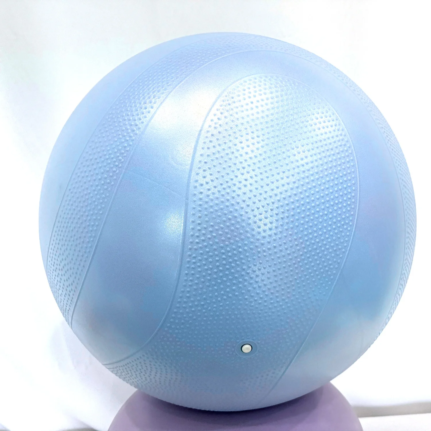New Design Non-Slip Exercise Yoga Ball Eco-Friendly PVC Material Balance Ball in 55cm 65cm 75cm Sizes