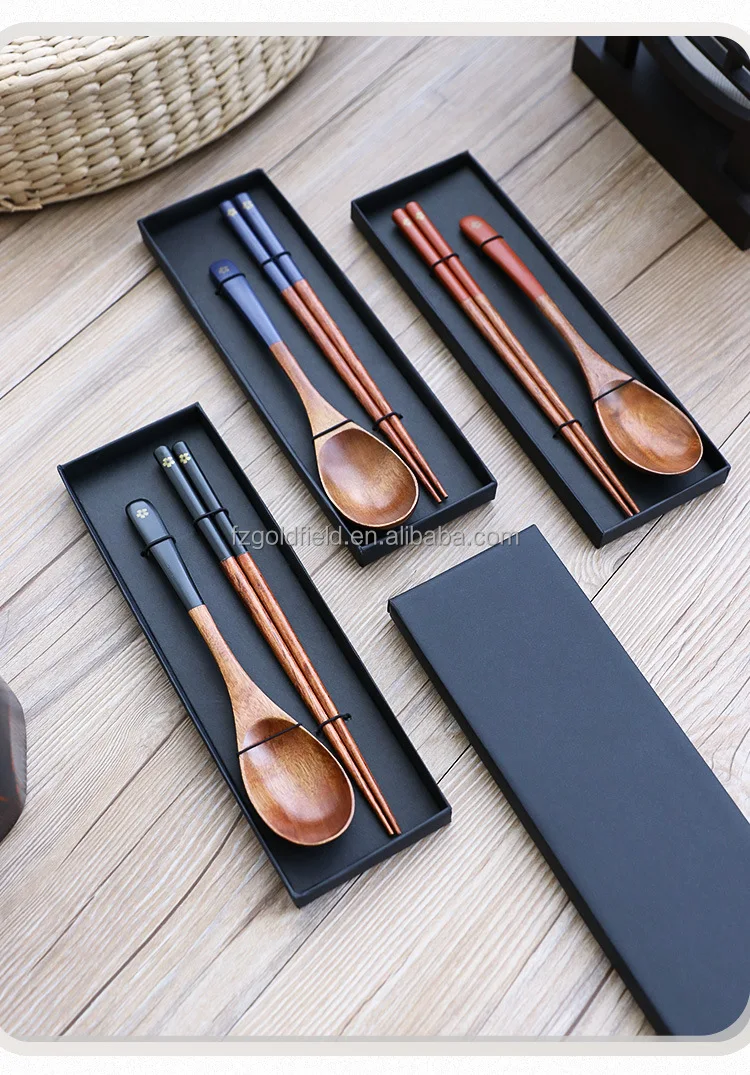 Travel Wooden Tableware Portable Chopstick Box With Chopsticks And Spoon Set