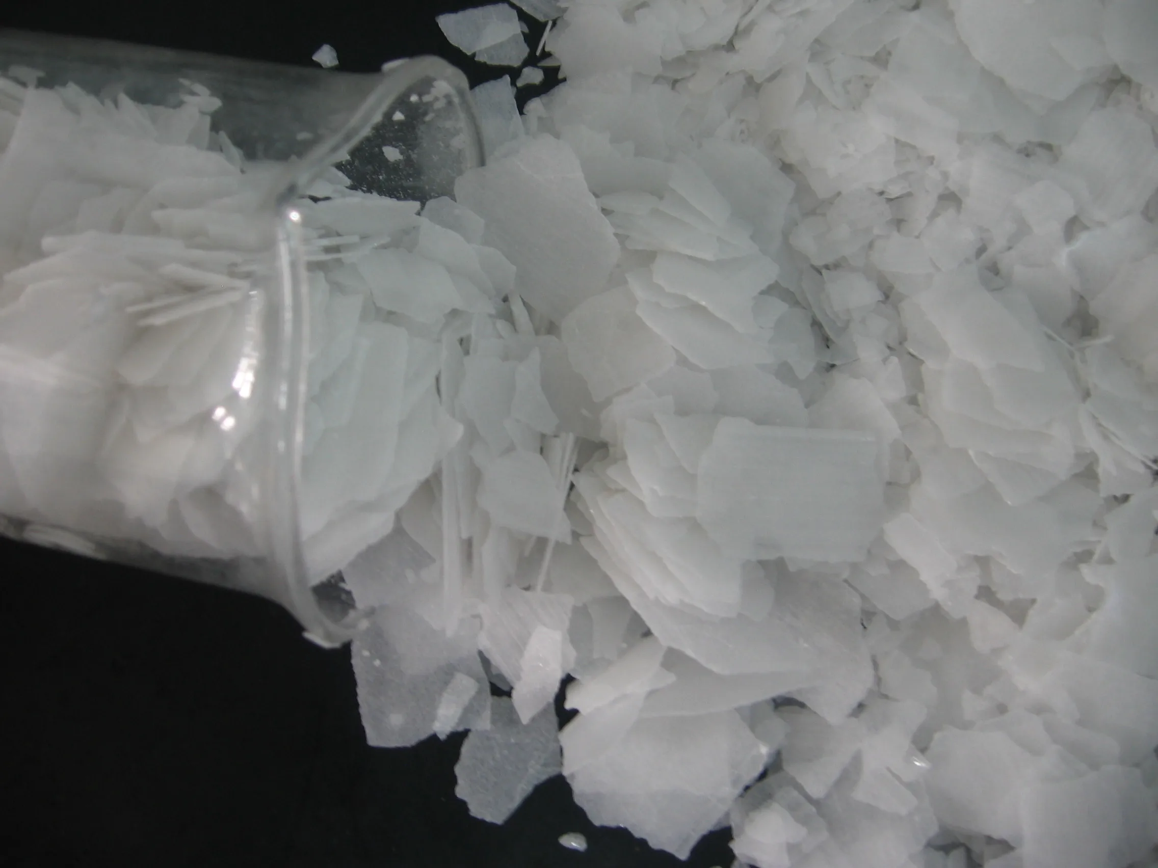 Supply High Quality Potassium Hydroxide White Flakes 90% min KOH Industrial grade