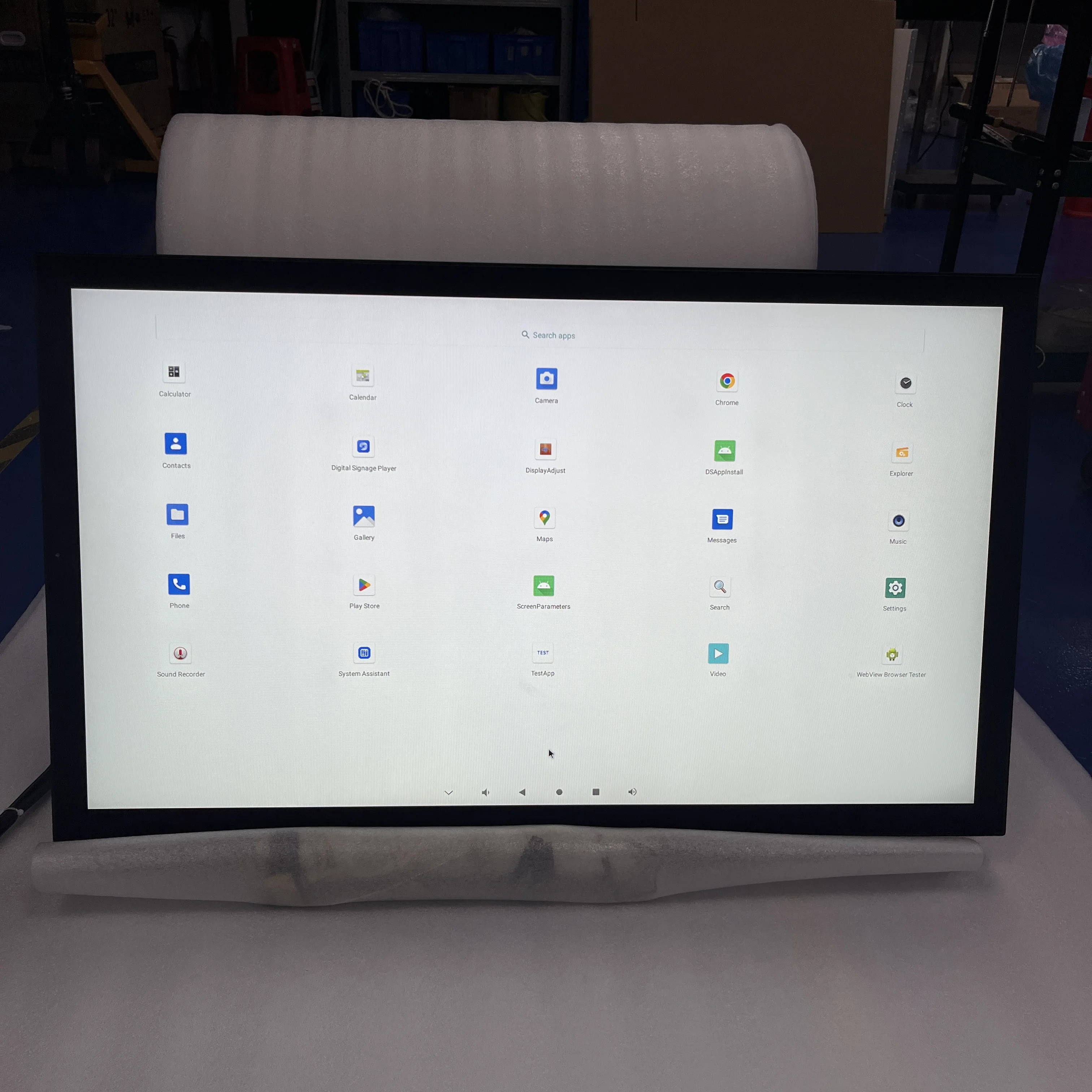 Full-fit outdoor wall-mounted HD advertisement machine with CE/FCC certification for gas stations