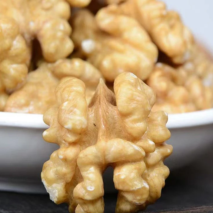 High-quality Walnut Kernels,walnut Food Grade Certified Organic Walnuts,healthy Food Walnut Kernels Amber Nuts and Dried Fruit /