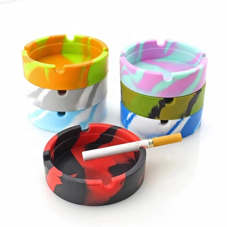 2022 hot selling portable custom printing round silicone ashtray, household type ashtray resistant to high temperature and drop
