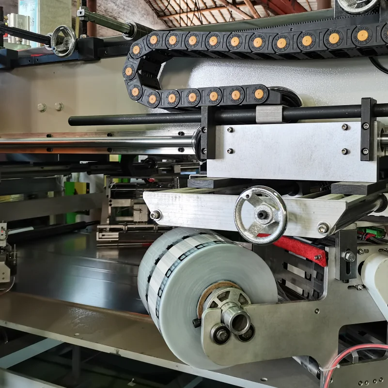 Машина для изготовления воздушных шаров из гелиевой алюминиевой фольги с буквами и цифрами