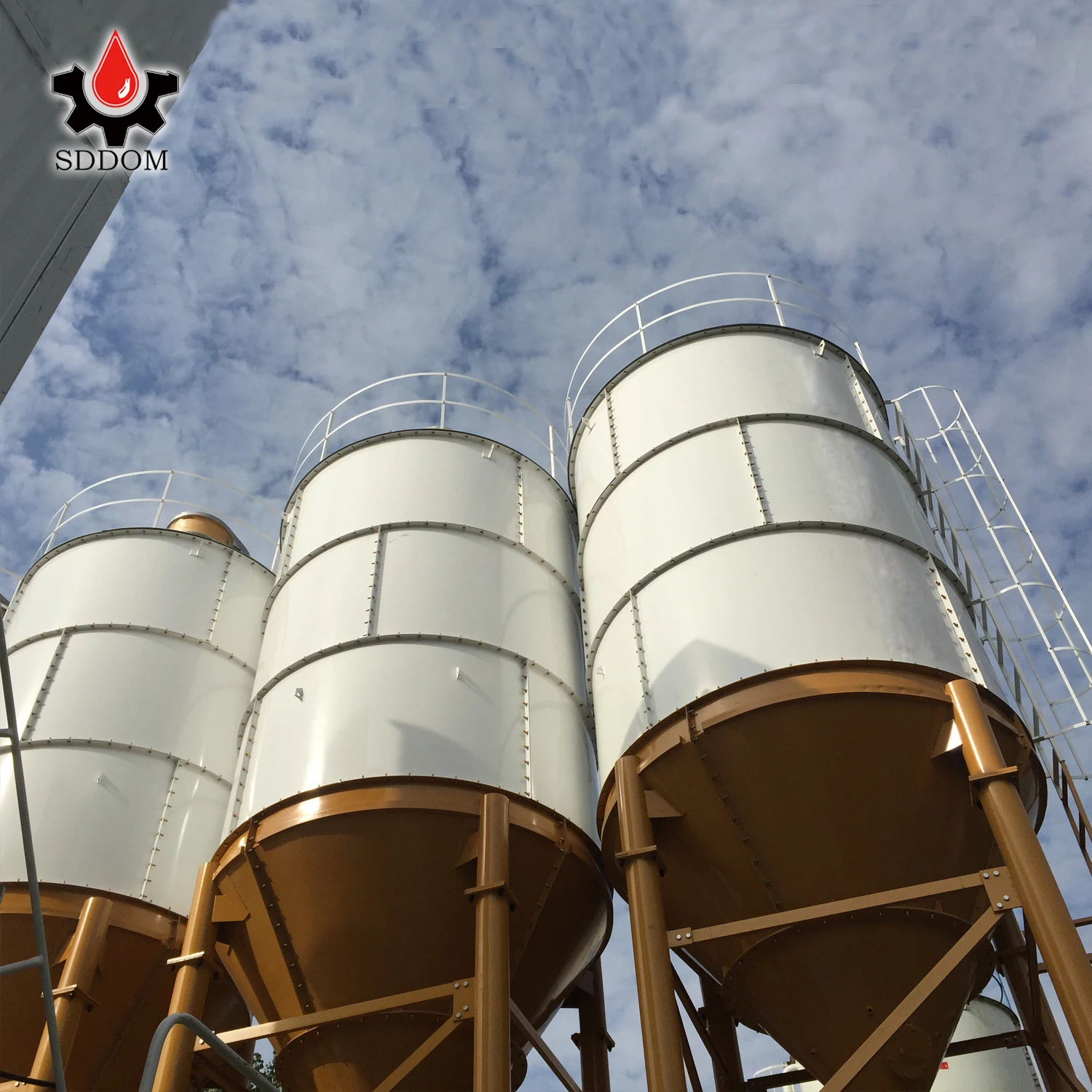 bolted cement silo mobile 50t cement silo  SDDOM Brand CE ISO  50 ton to 3000 ton mobile bolted type cement silo on sale