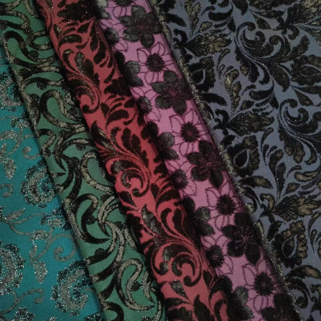 Hejin Custom Luxury Soft Stretch Knit Women Muslim Textile Curtain Polyester Metallic Lurex Jacquard Fabric for Clothing Dress