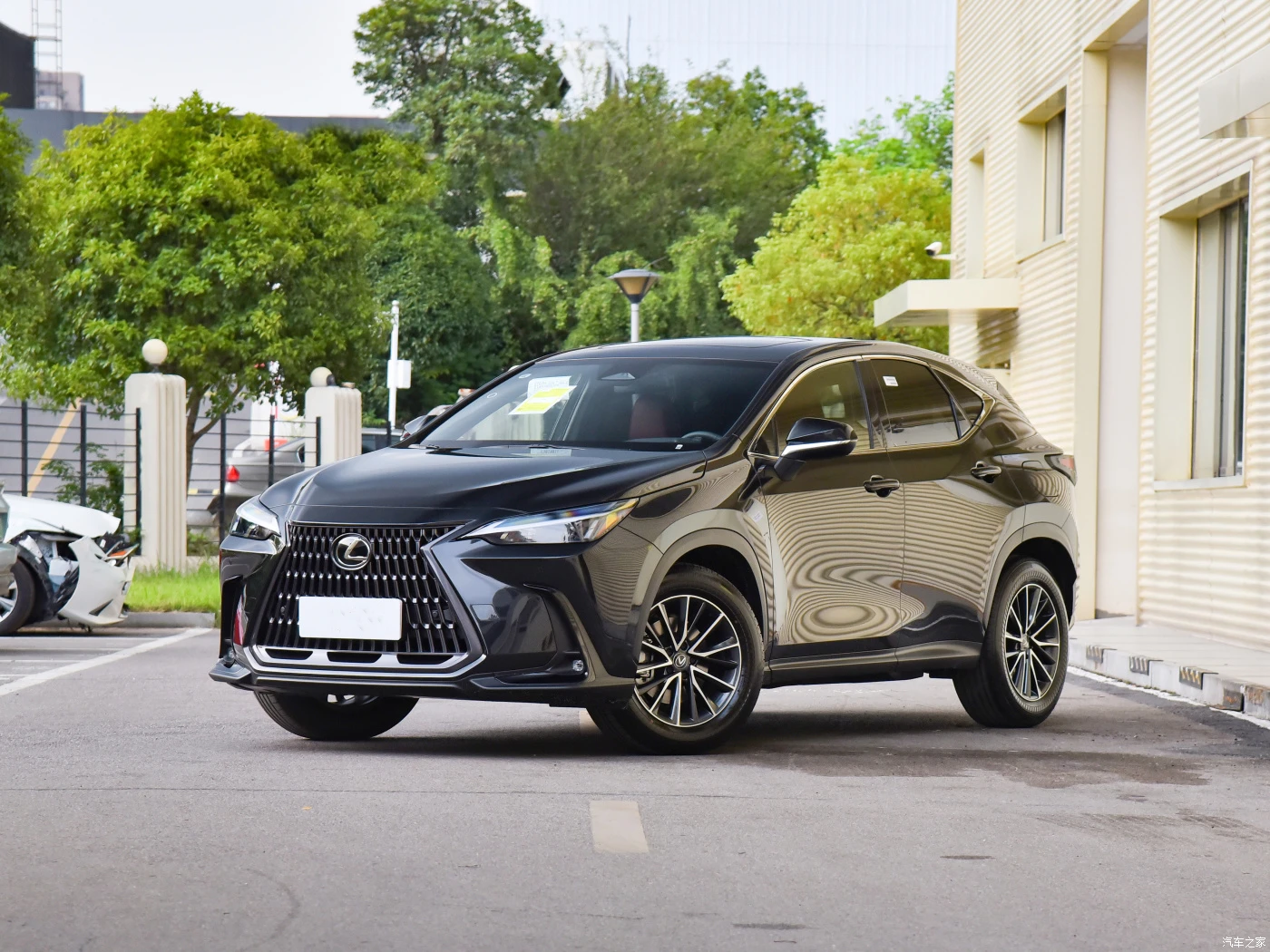 2023 внедорожник Lexus NX с 5 дверями и сиденьями автомобиль LM UX Ev по сниженной цене