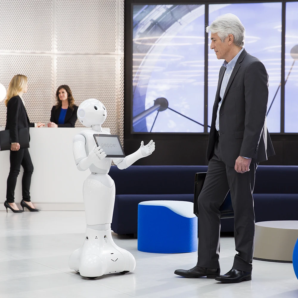 SoftBank Pepper Intelligent Service Robot Information & Guided Wheeled Robot