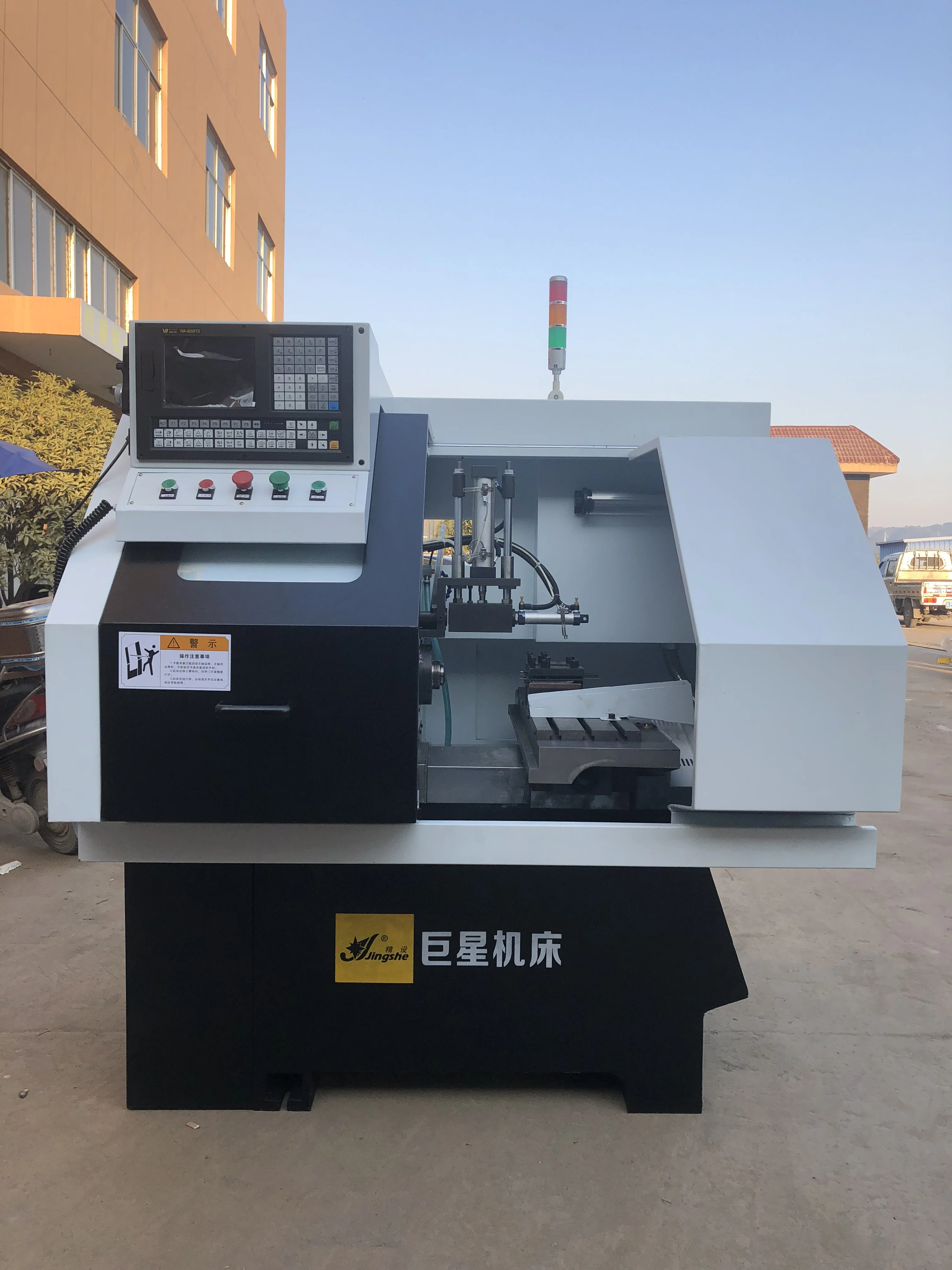 Пластиковый 5 осей Cnc шлифовальная машина сделано в
