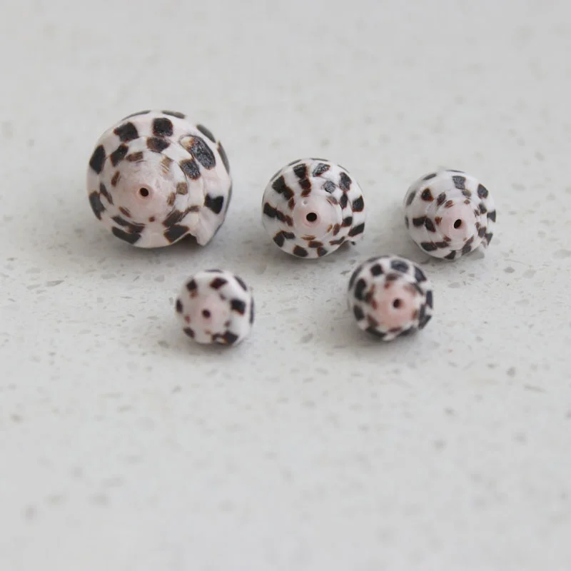 Custom Handmade Natural Mini Lovely Hebrew Cone Shell Pendant DIY Jewelry Accessories