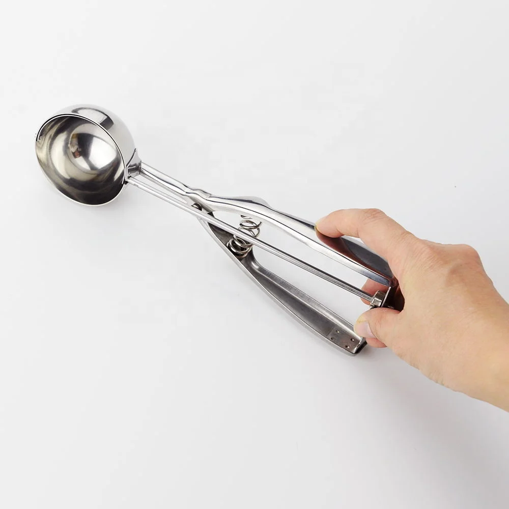 Wholesale food grade customized kitchen utensils 4cm metal stainless steel ice cream scoop
