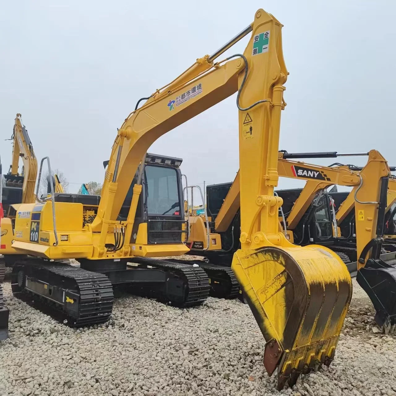 Низкая цена Высокое качество подержанный экскаватор Komatsu 110, девяносто процентов новый