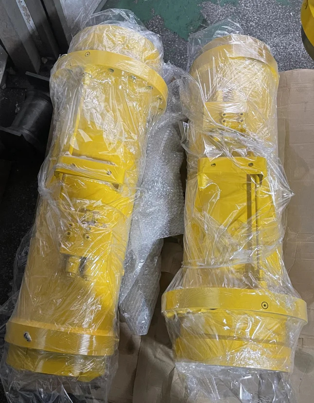 Yellow high torque size optimized robust hydraulic rotary actuators  used in Drill Jumbo