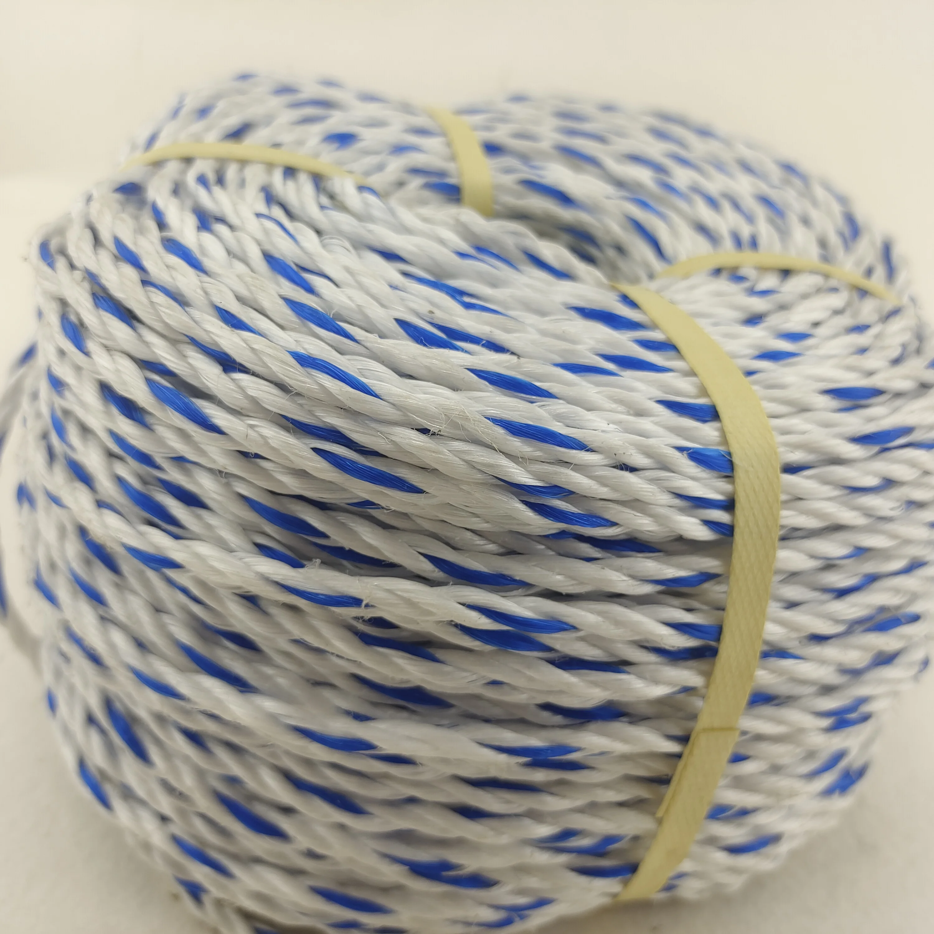 supplier fishing rope 3 strand pp nylon twist packaging ropes with cheap price rope for fishing net packaging 4mm 10mm 20mm