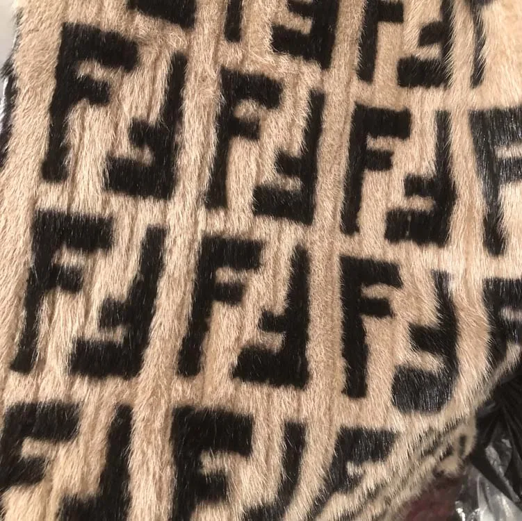 High quality wholesale price real mink sable fur blankets with cheap price Support custom lounge furniture toy pillow