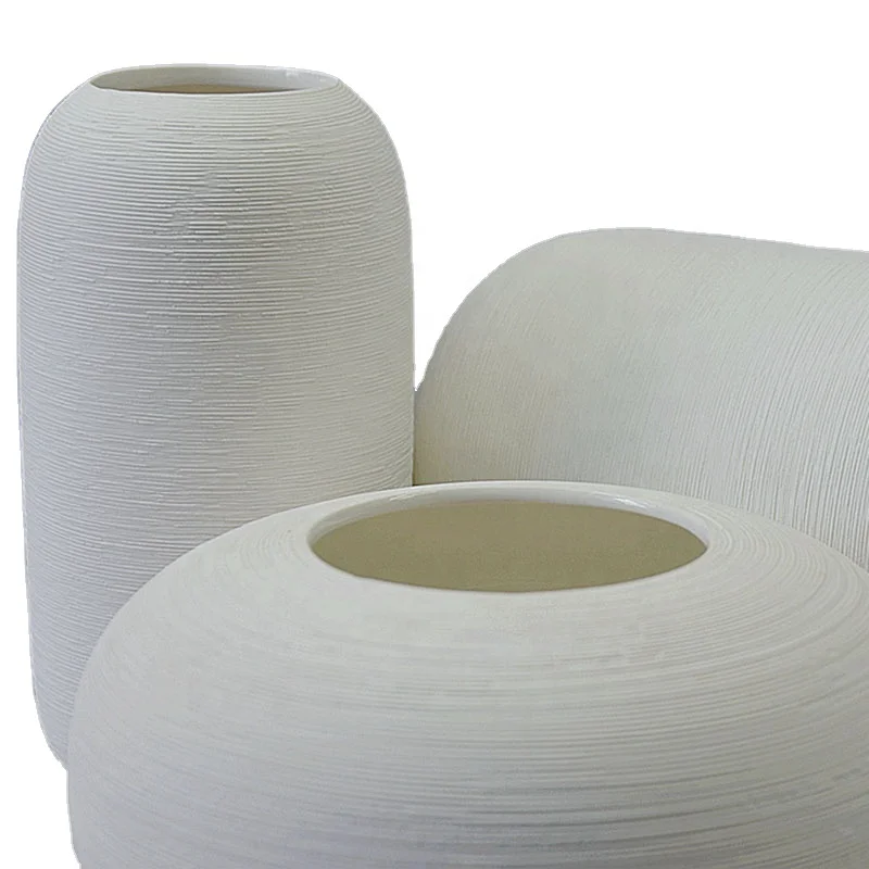 
2021 New Design Wholesale White Porcelain Vase for Living Room Decoration 