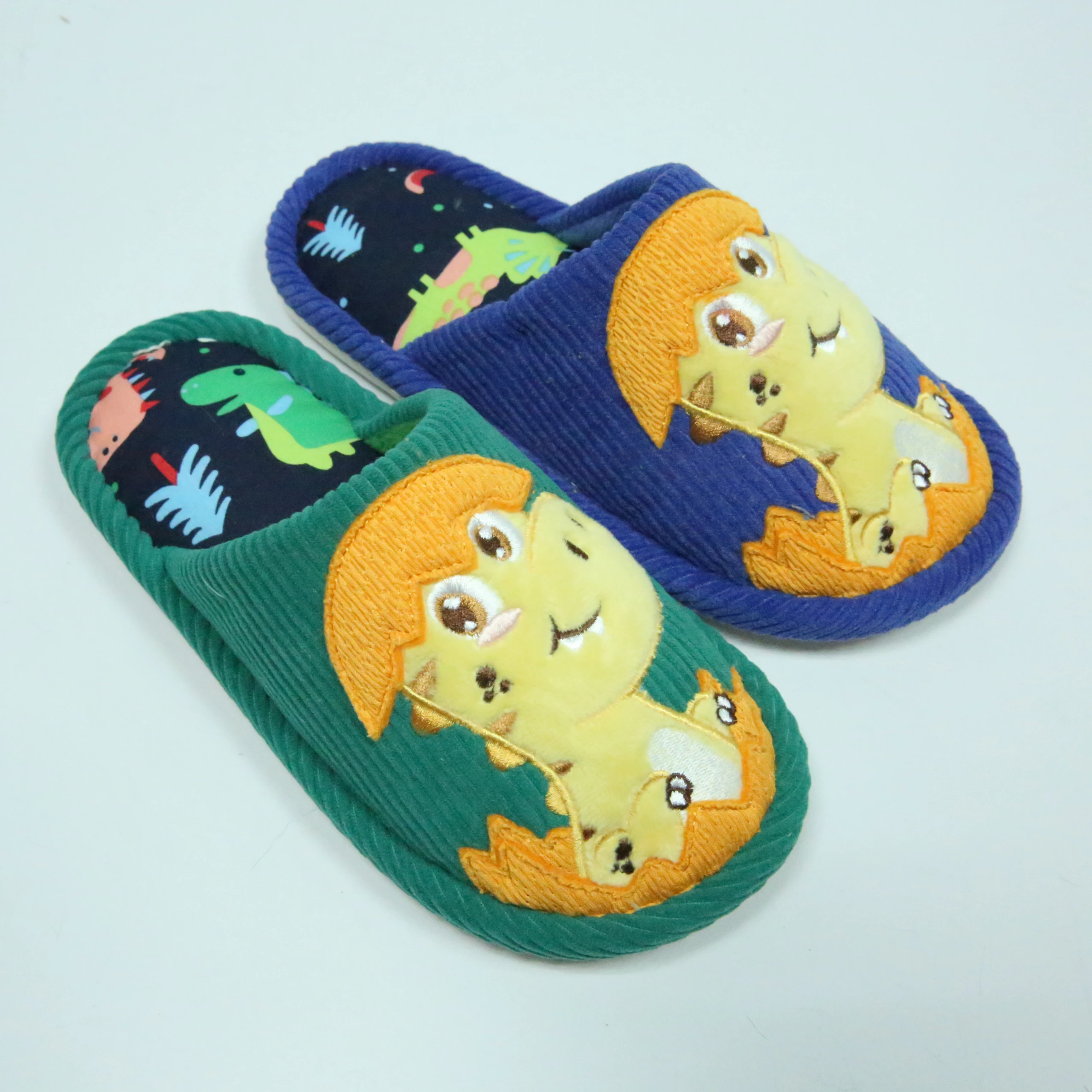 CORIFEI 2024 New Designer cute dinosaurs cartoon winter plush home kids slippers