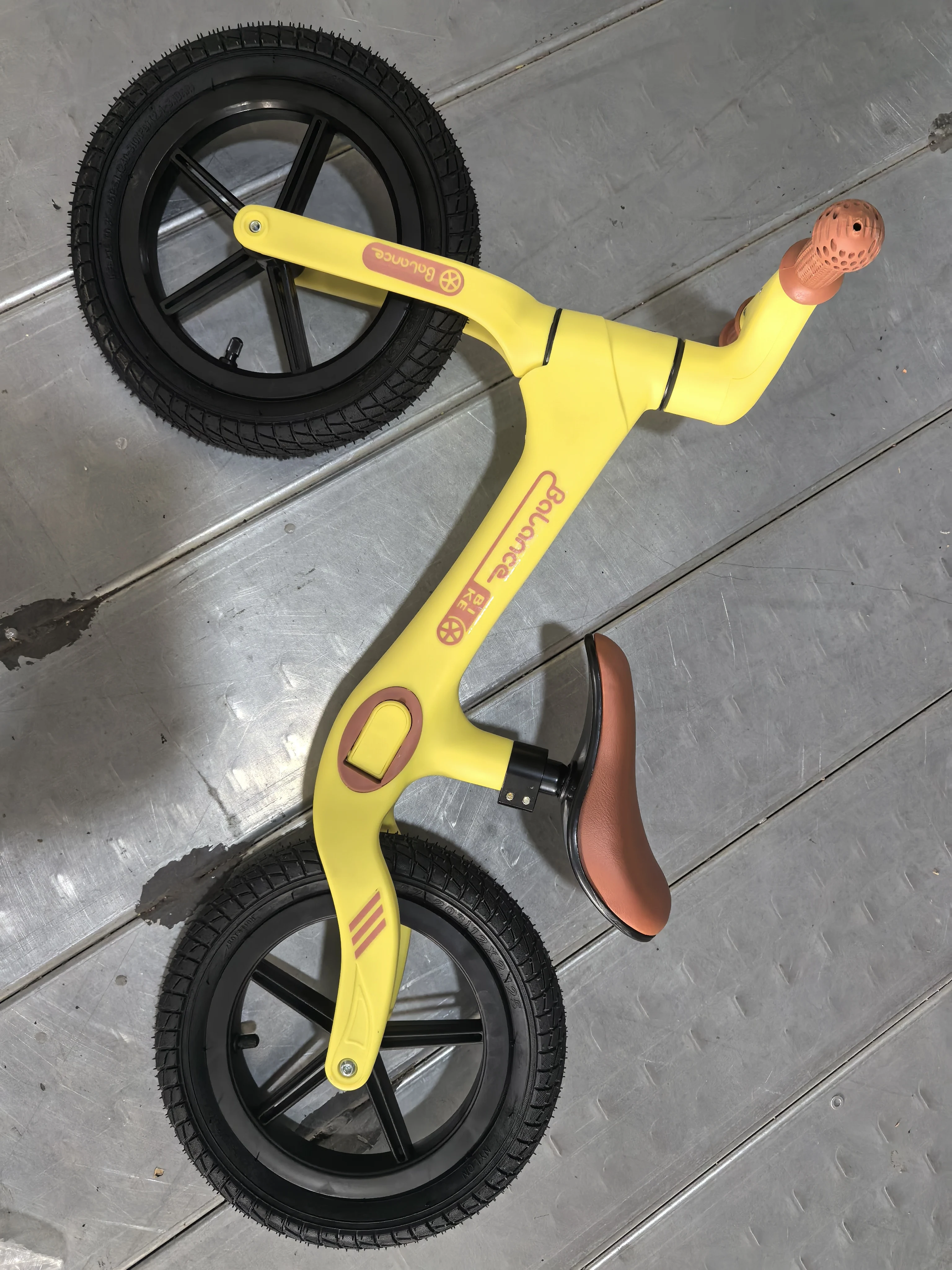 OEM Kids Baby Giraffe Reinforced Bearing Wheel Bikes Children Running Bike Children Walking Balance Bicycle Bike