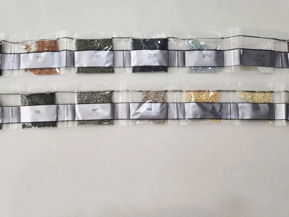 Wholesale 5D DIY Diamond Painting Stones Diamonds 447 Color  Square/Round Drills Kits Mosaic Diamond Painting Drills Accessory