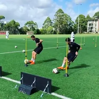 portable football partition / football partition