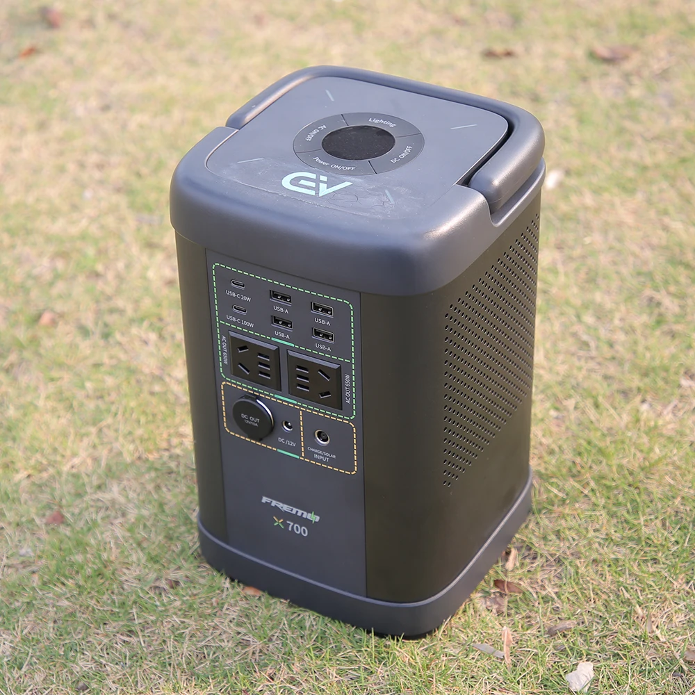 Customized 700w Mobile Solar Generator With Lifepo4 Battery Inverter Super Fast Charging Portable Power Station Solar