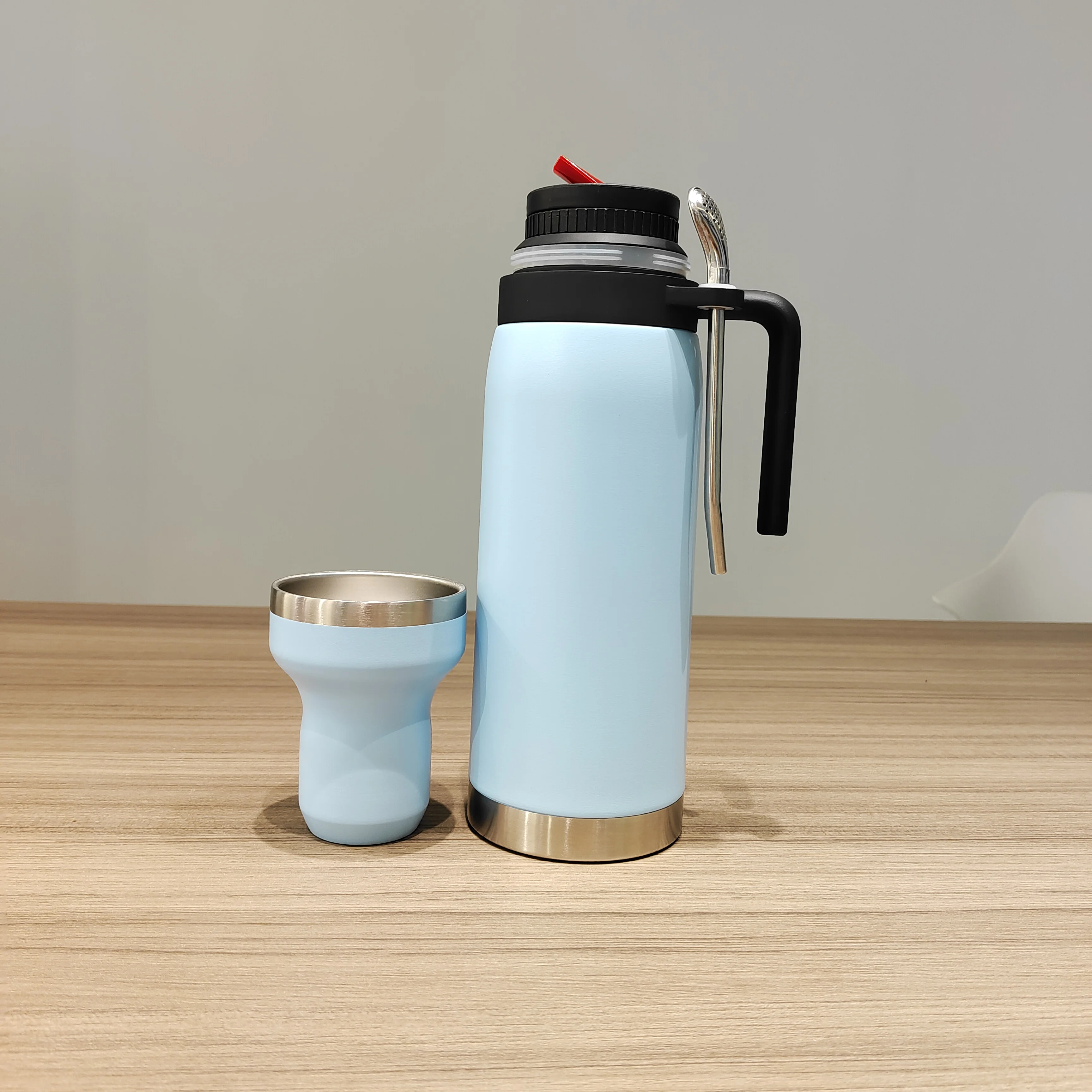 Newest development 1.0L two-in-one mate thermos Vacuum insulated Yerba mate thermos bottle with SS mate cup lid and bombilla
