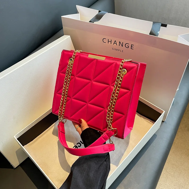 High Quality Designer Chains Handbag Wholesale Branded Bag Ladies Women Fashion Handbags Quilted