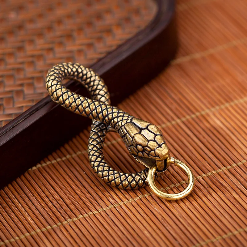 Brass Belt Hook Retro Snake Shape Key chains Fob Clip Animal Key Ring Wallet snake keychain with O ring Charm Pendant Decor Gift