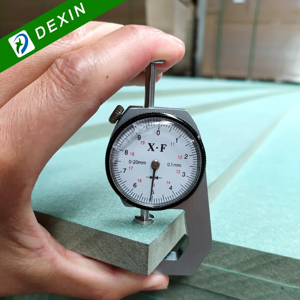 3mm 6mm 12mm 18mm HMR MDF Waterproof Moisture Resistant Green Melamine Faced Board for Furniture Decoration