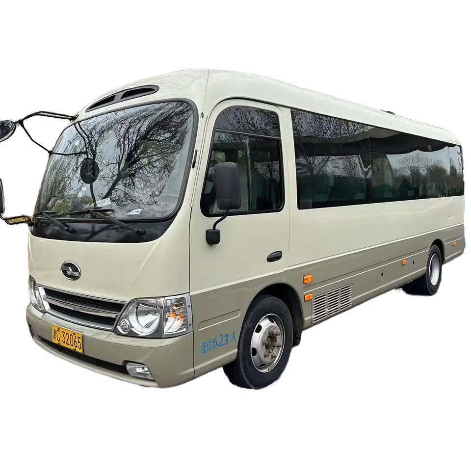 23-Seater Luxury Minibus Used Coach Bus with 4L Engine Manual Transmission Euro 4 Emission Standard for Sale