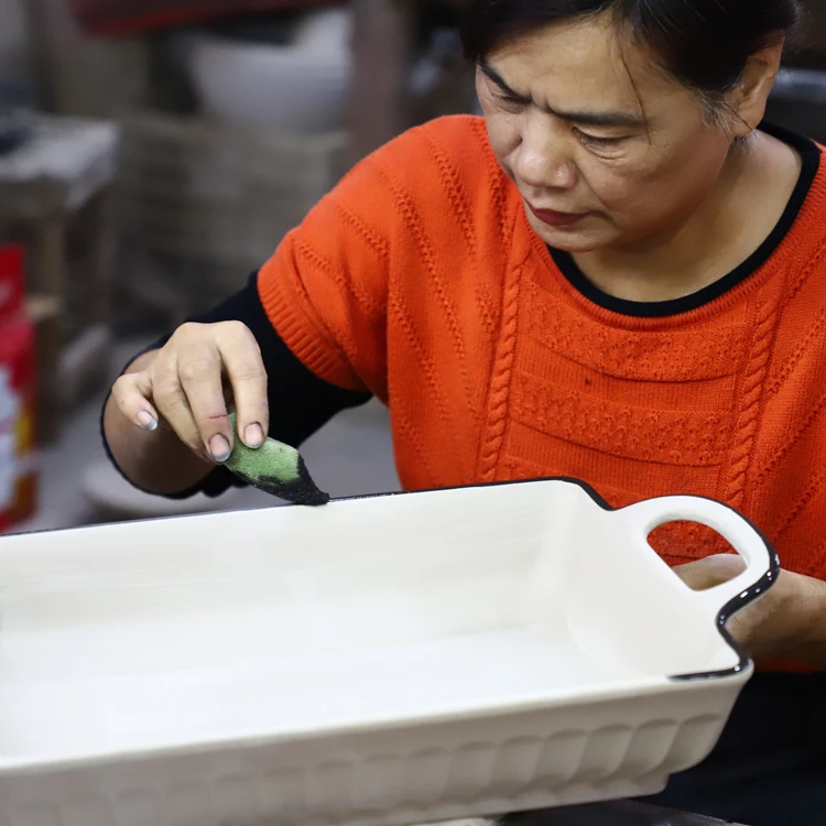 Upscale black stripe luxury hotel restaurant banquets high quality ceramics plates sets dinnerware sets