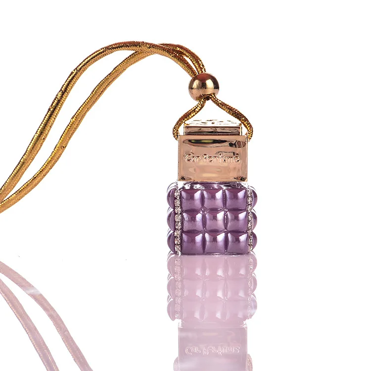 Innovative Diamond Crystal Car Perfume Bottles Perfume Pendant with Hang Rope Gold Silver Cap For Car Decorations Air Freshener