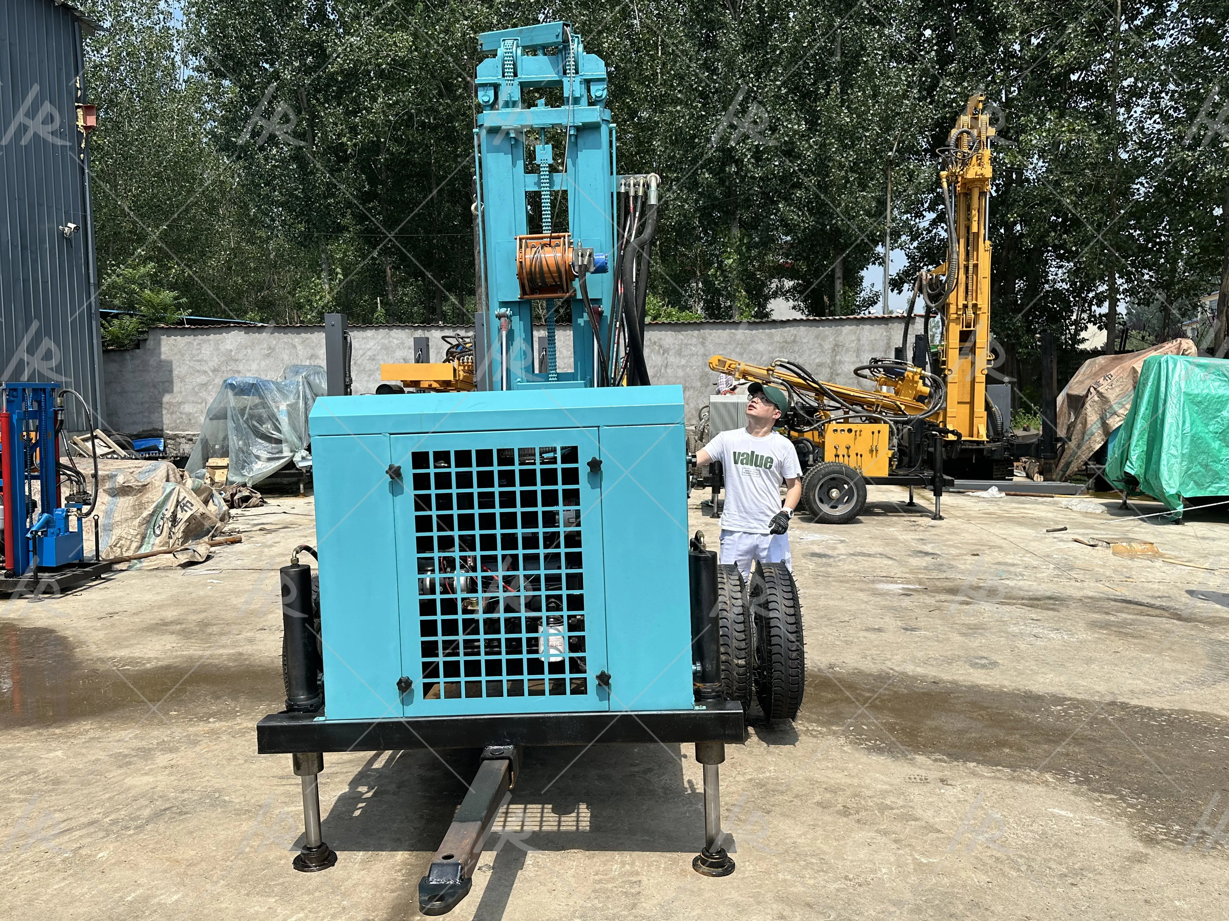 2024 New 78kw Deep Water Well Drilling Rig/300m Diesel Water Well Drilling Rig/DTH Drilling Equipment