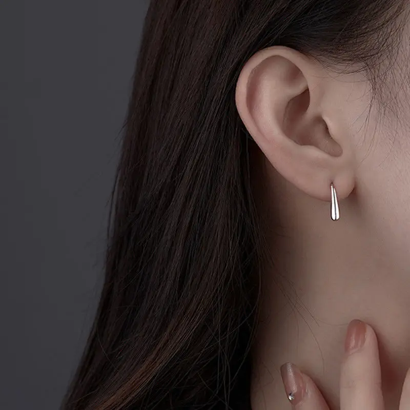Light Weight Simple Silver Plated Wholesale Small Earrings Factory Woman Ladies Designs Jewelry Fashion For Women Earring