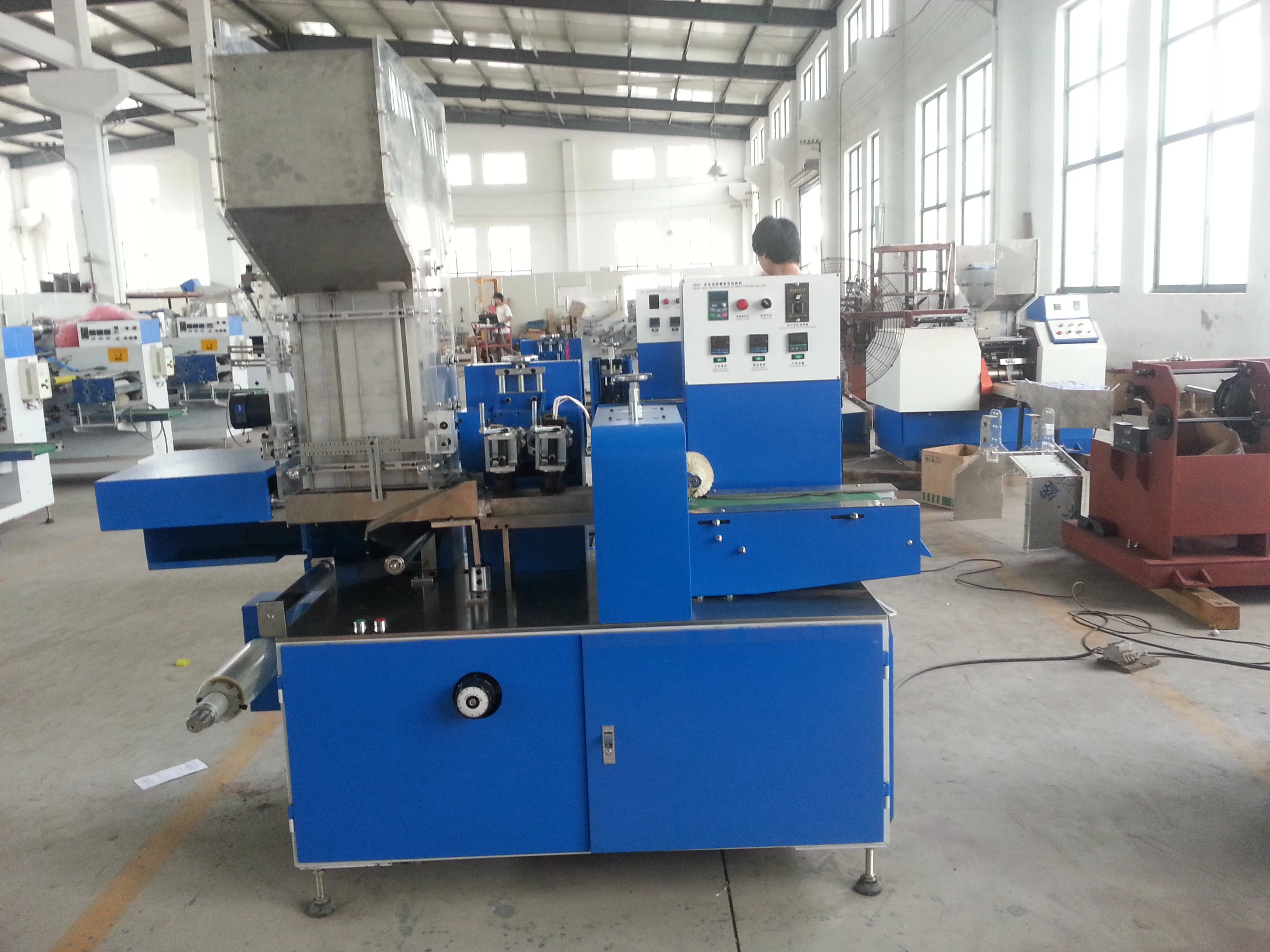 Factory directly sale fully auto Ishape Ishaped multiple group bulk straws packaging machine