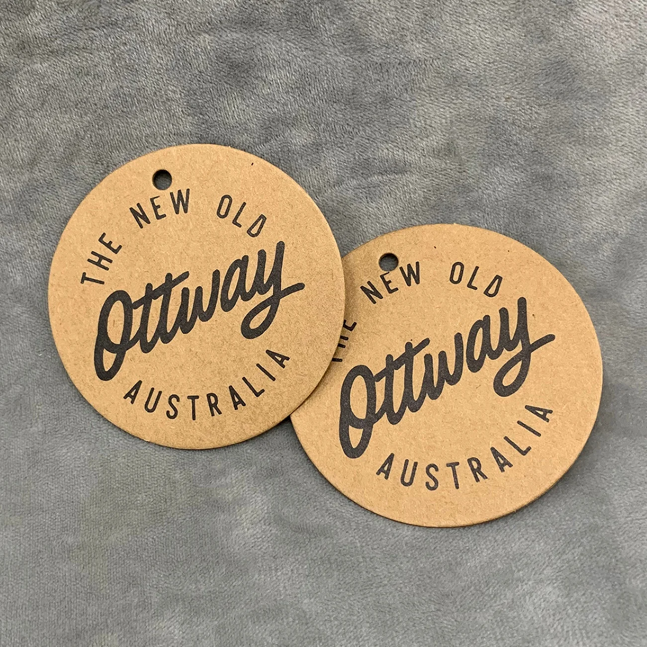 Custom Luxury Garment Hanging tags with Free Slings Special Swing Paper Product Socks tag Kraft Folding Hang Tags for Clothing