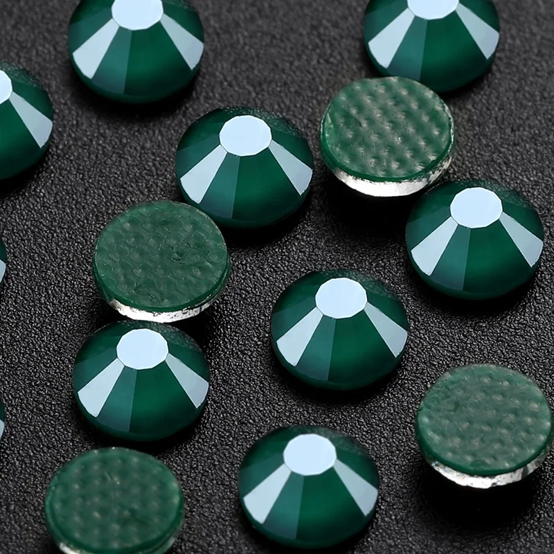 Hotselling YHB Brand Crystal Royal Green Color Flat Back Top Quality Hotfix Rhinestone Crystal Glass Beads Stone for Dresses