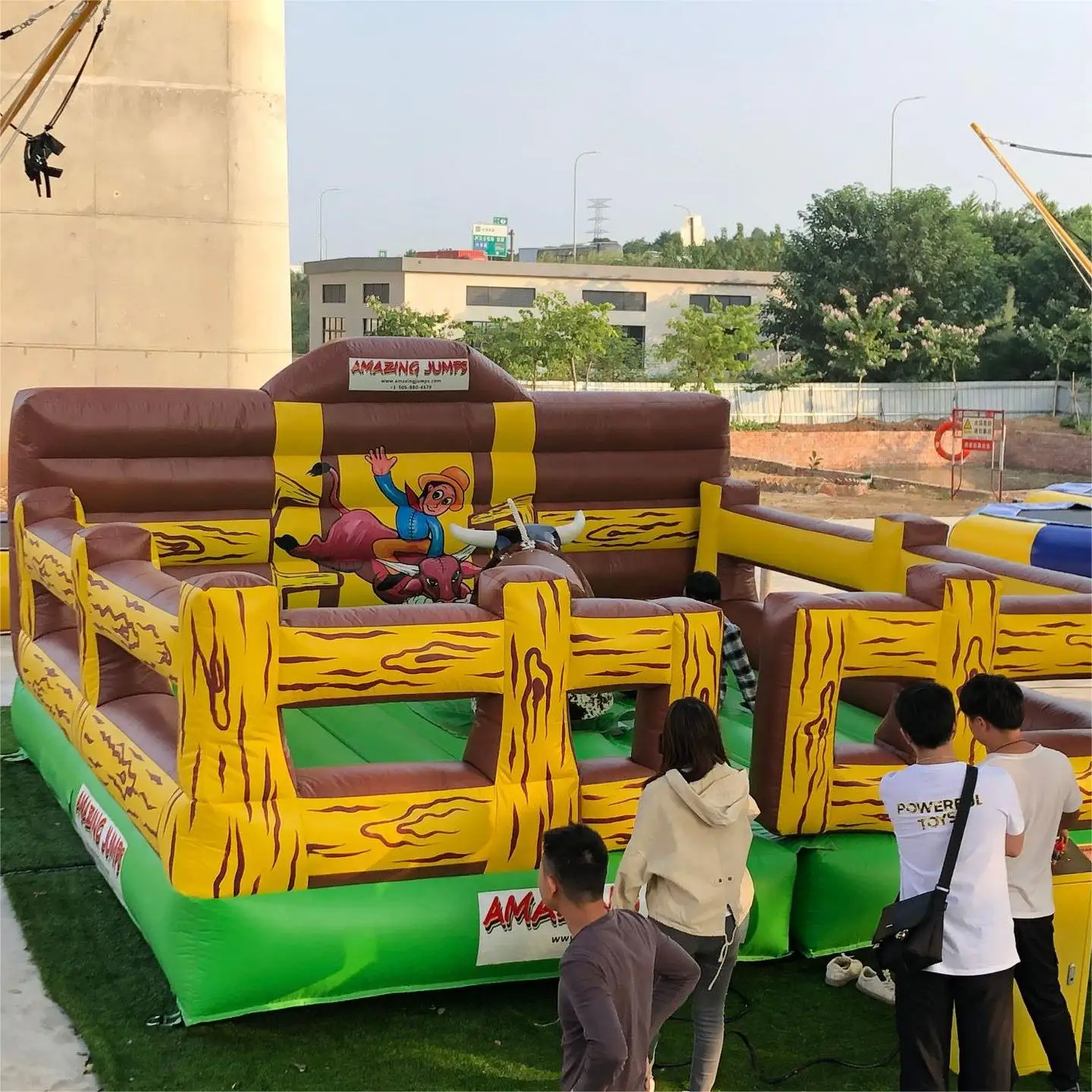 Crazy Bull Ride Machine Bull Riding Machine For Sale Customized Inflatable Mechanical Bull