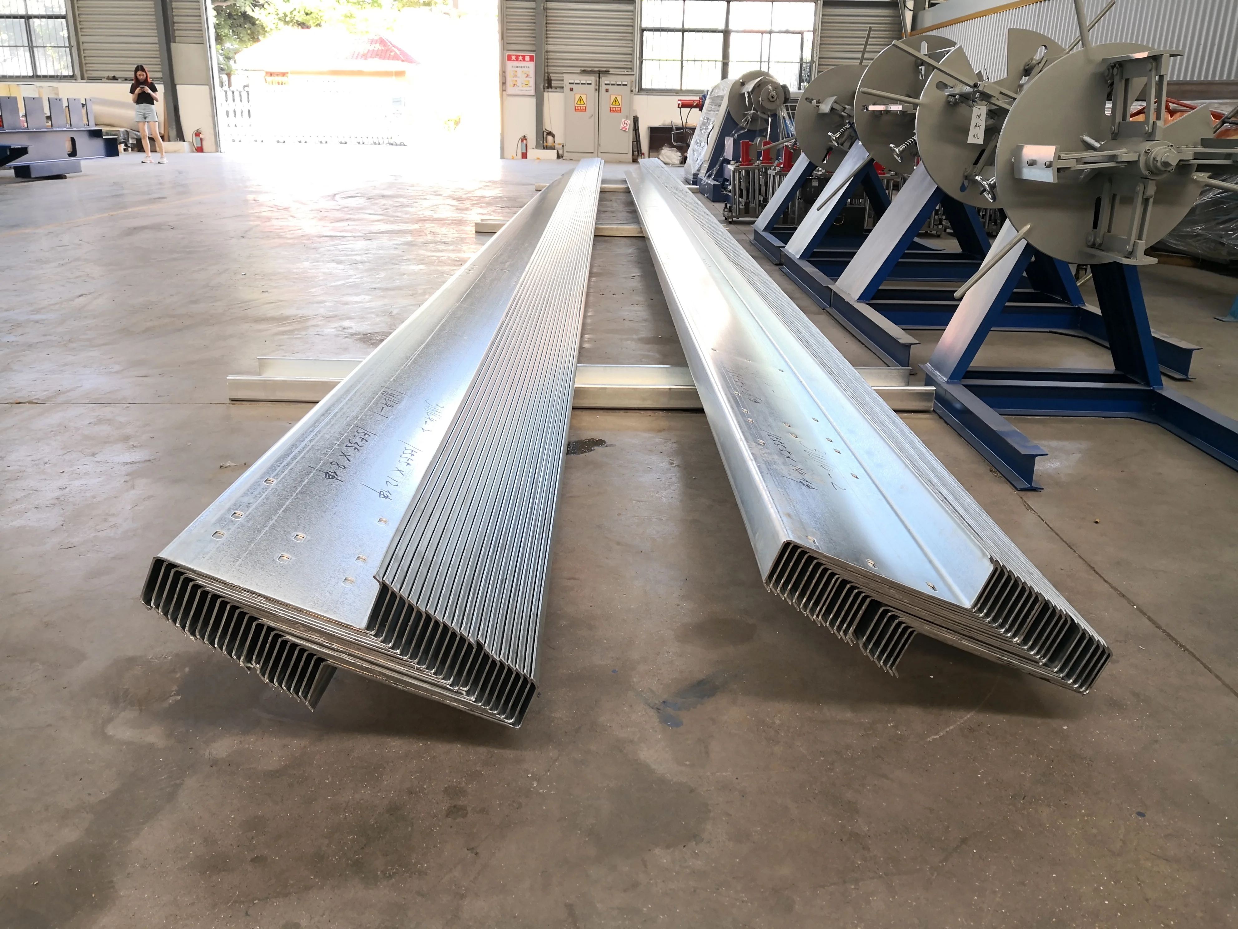 C140-400&Z140-400 Full Automatic Purlin Machine Purlin Machine CZ Purlin Roll Forming Machine Automatically