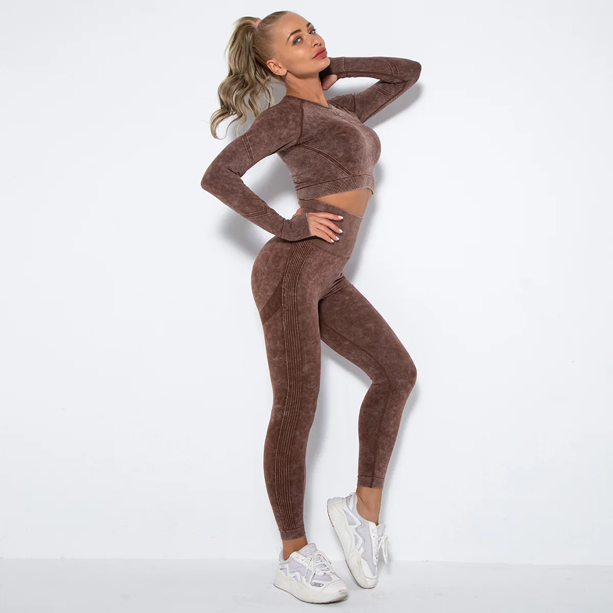Innovative Products 2024 Wholesale Long-sleeved Gym Fitness Butt Lifting Fitness Leggings Workout Yoga Suit Yoga Sets